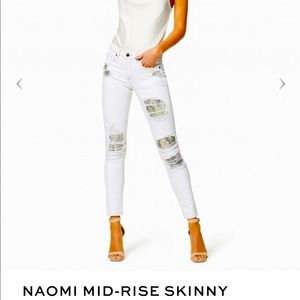 Naomi Ripped Jeans in White